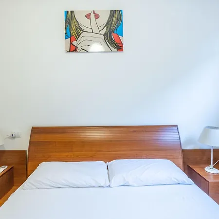 Apartament Sant'isaia, By Short Holidays